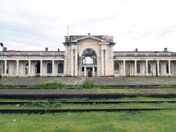 ოჩამჩირე